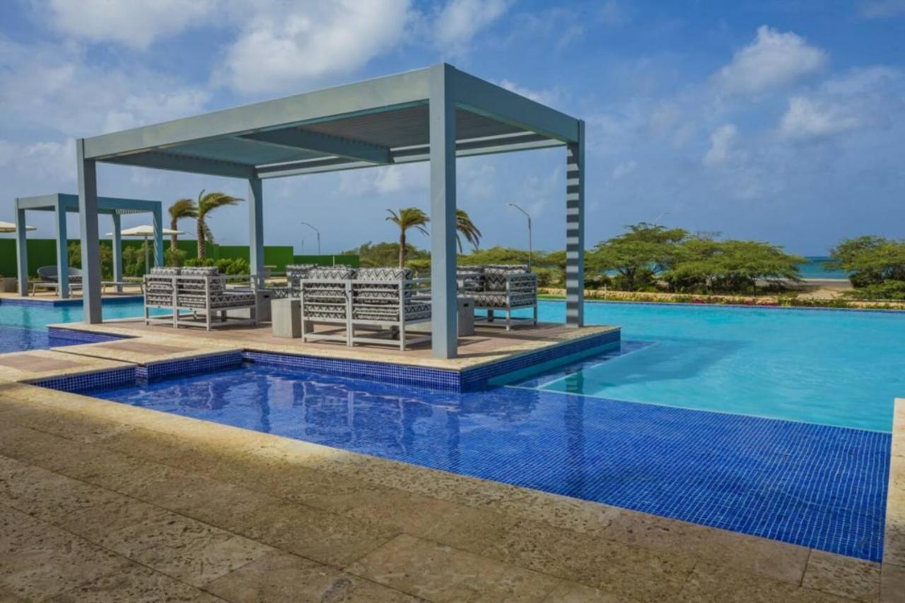 Breath Taking Beach Front Views Condo Eagle Beach Palm Beach Kültér fotó