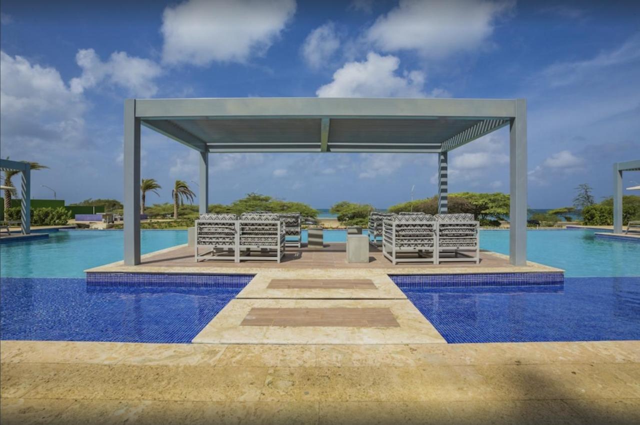 Breath Taking Beach Front Views Condo Eagle Beach Palm Beach Kültér fotó